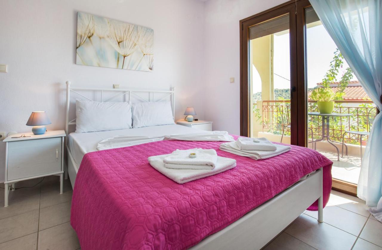 Villa Oliva อัสตริส ภายนอก รูปภาพ